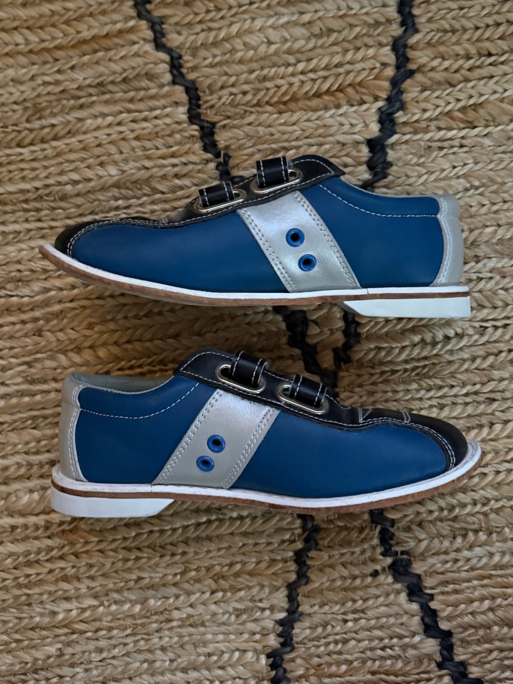 Women’s/Kid’s Bowling Shoes